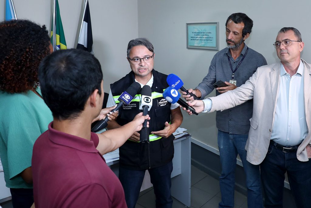 Defesa do Consumidor recolhe bebidas em distribuidoras